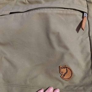Olive Fjallraven Totepack!